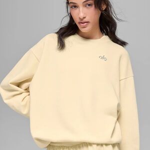 ALO Yoga Cream Sweatshirt